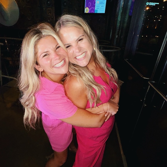 Meet your Posher, Elizabeth - Picture 5 of 5